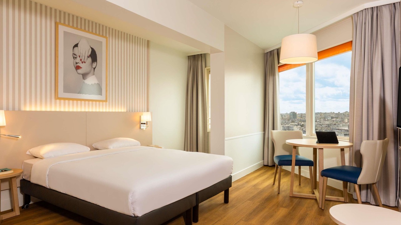 Photo of Bedroom in Grenelle