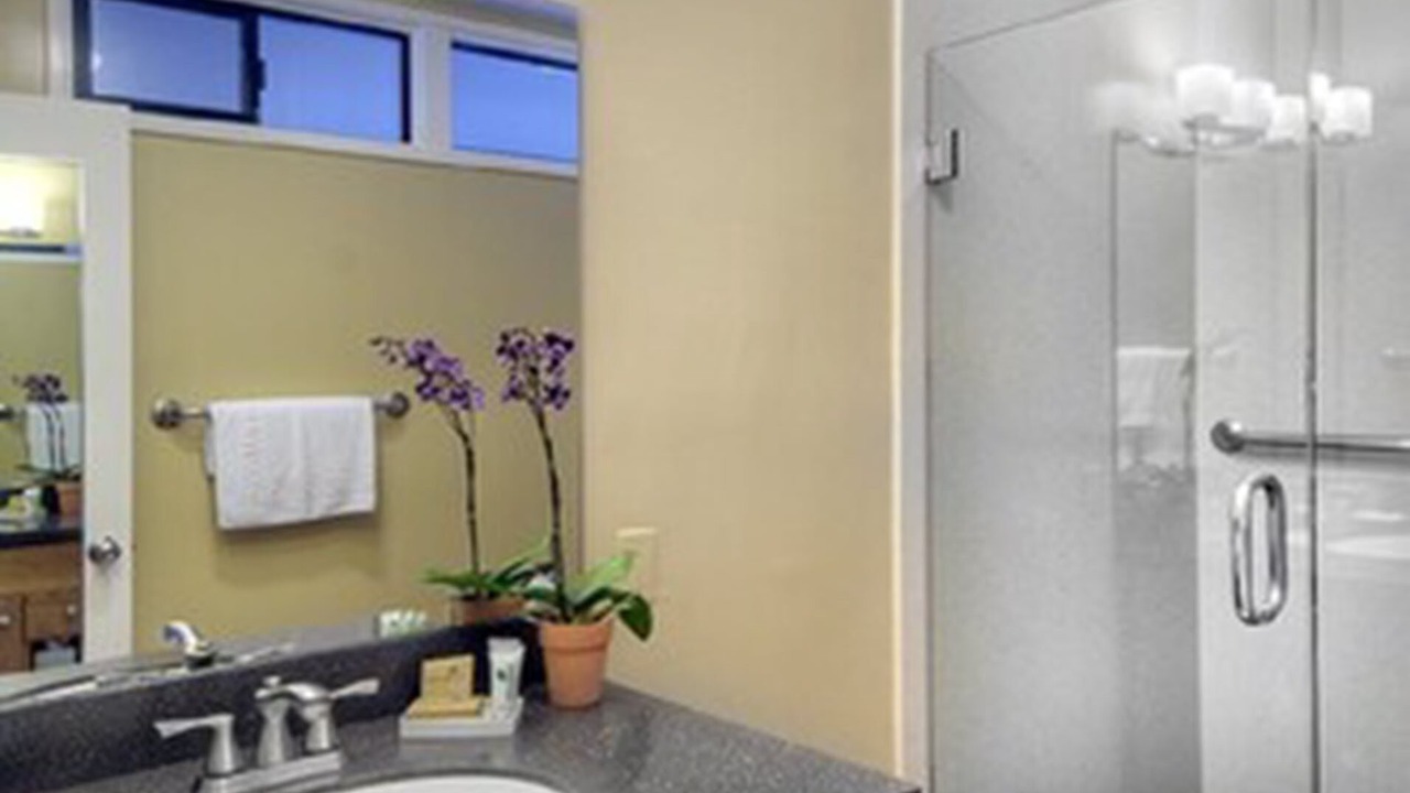 Photo of Bathroom in Palo Alto