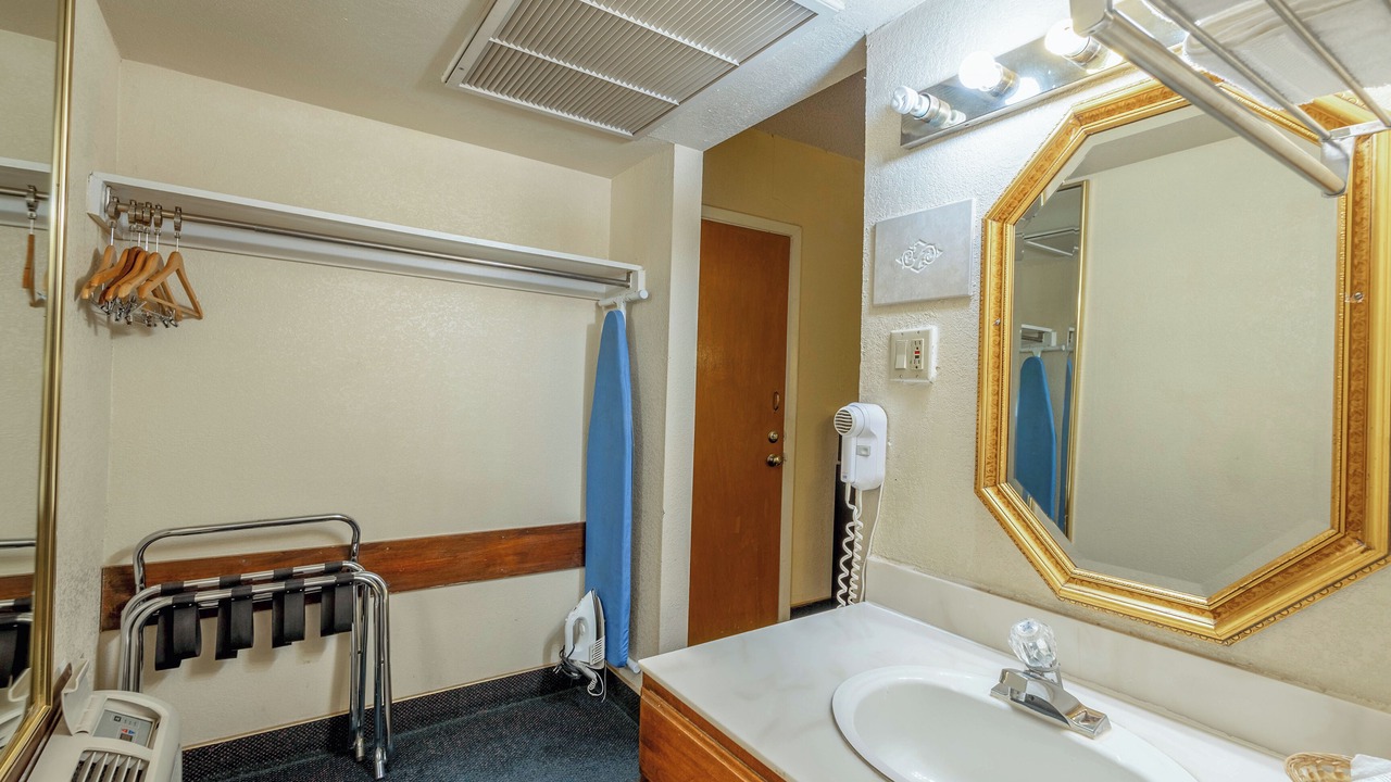 Photo of Bathroom in Allison