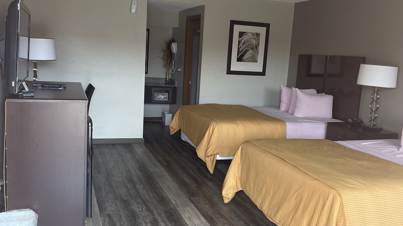 Photo of Livingroom in Mountain Grove