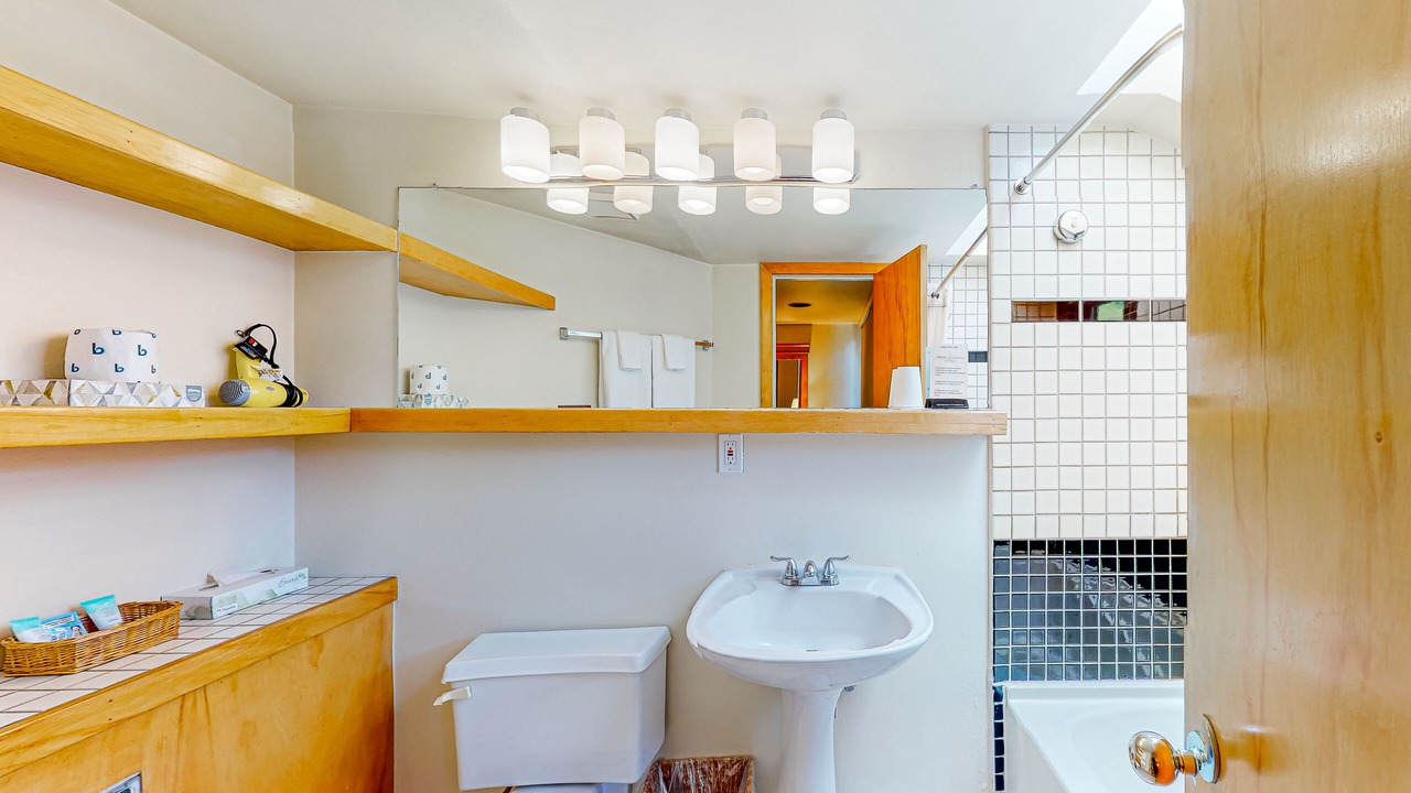 Photo of Bathroom in West End