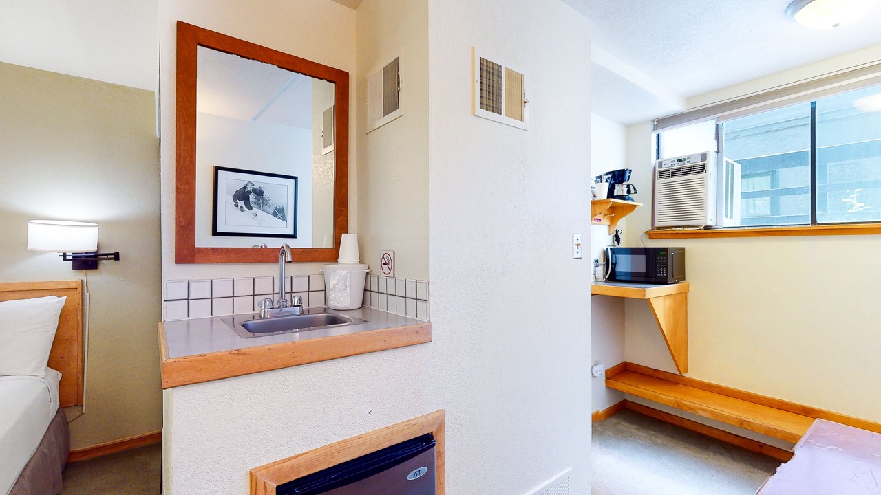 Photo of Livingroom in West End