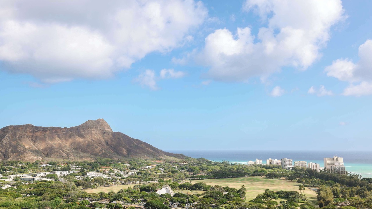 Photo of Bedroom in Waikiki