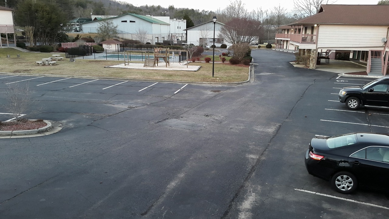 Photo of Others in Dillard