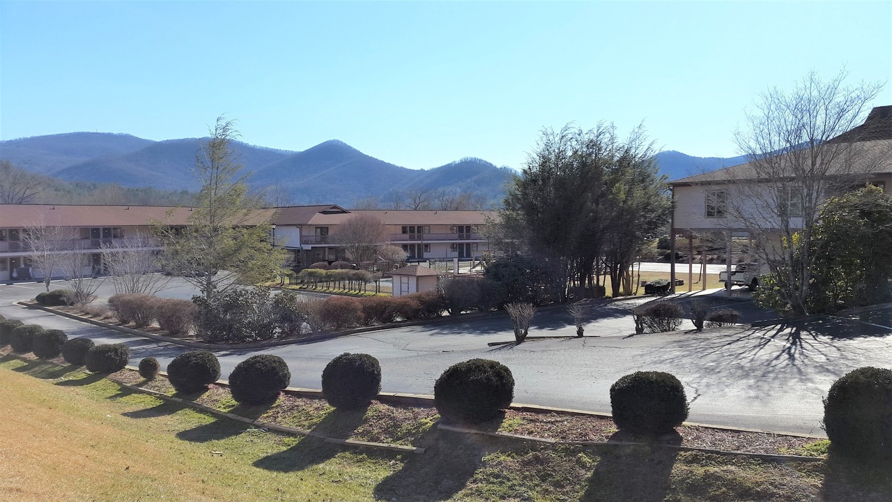 Photo of Outdoor in Dillard