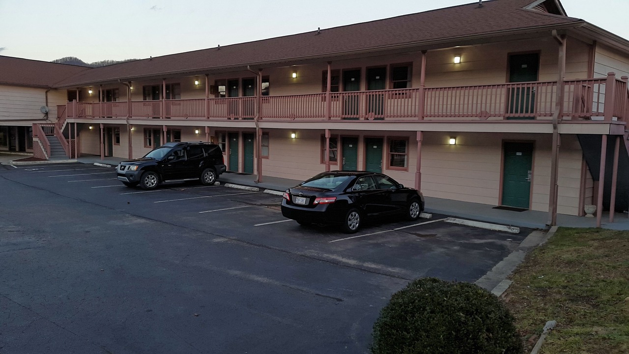 Photo of Others in Dillard