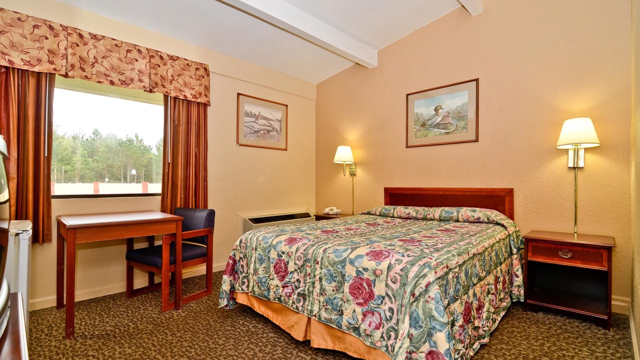 Photo of Bedroom in Smithfield