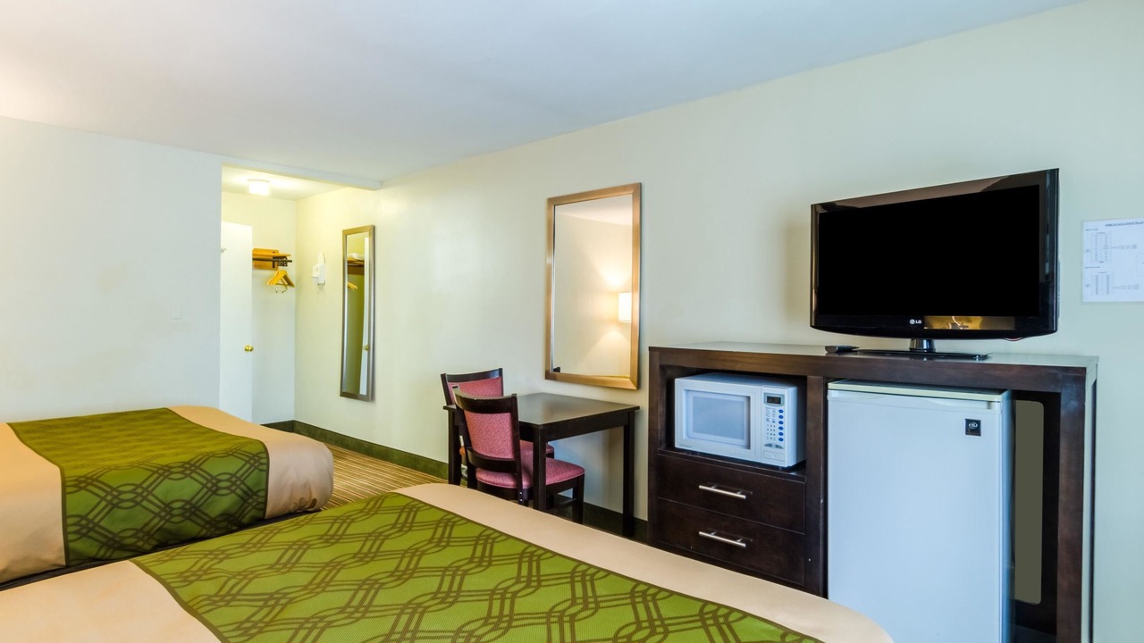 Photo of Bedroom in Pittsfield