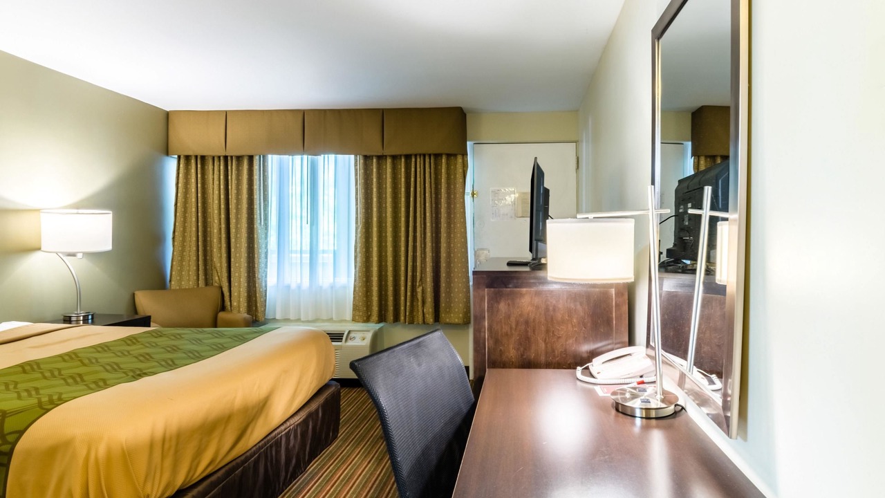 Photo of Bedroom in Pittsfield