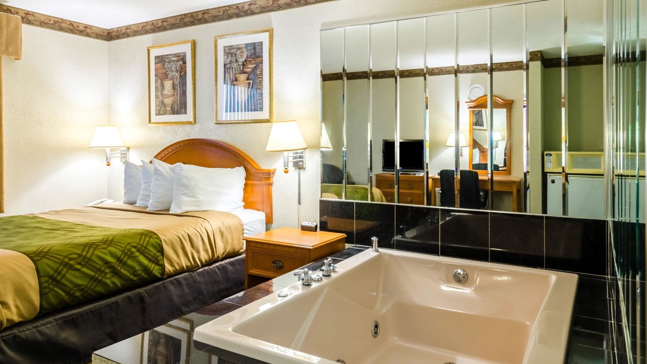 Photo of Bedroom in Pittsfield