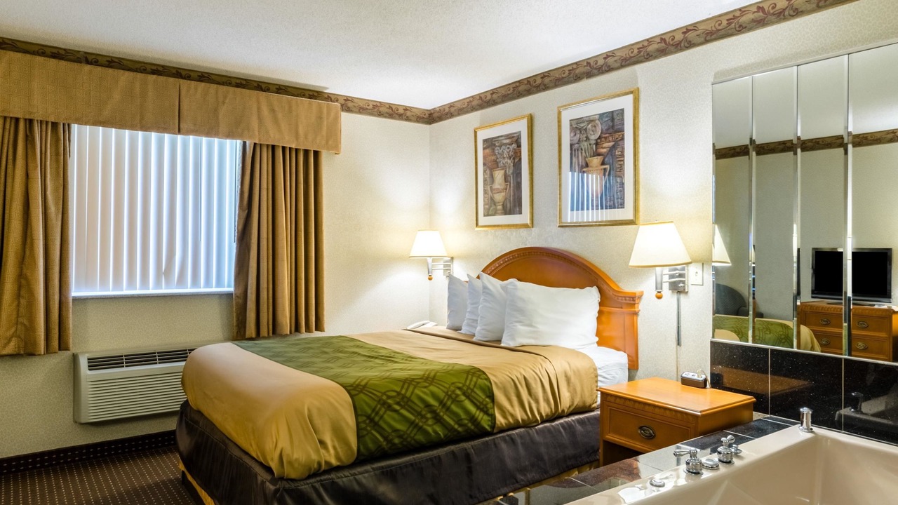 Photo of Bedroom in Pittsfield