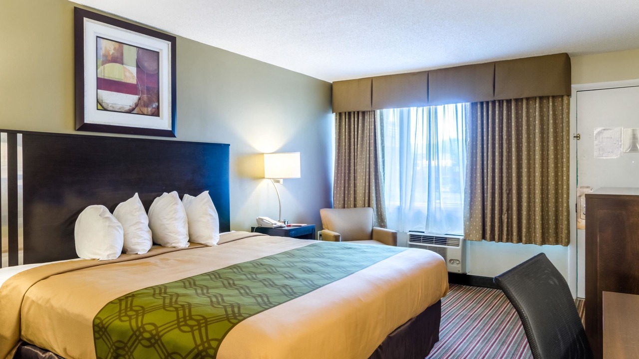 Photo of Bedroom in Pittsfield