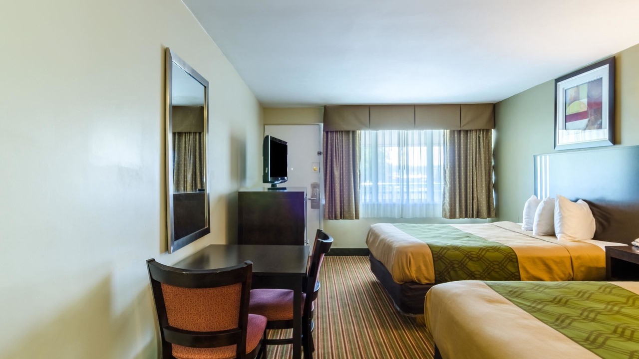 Photo of Bedroom in Pittsfield