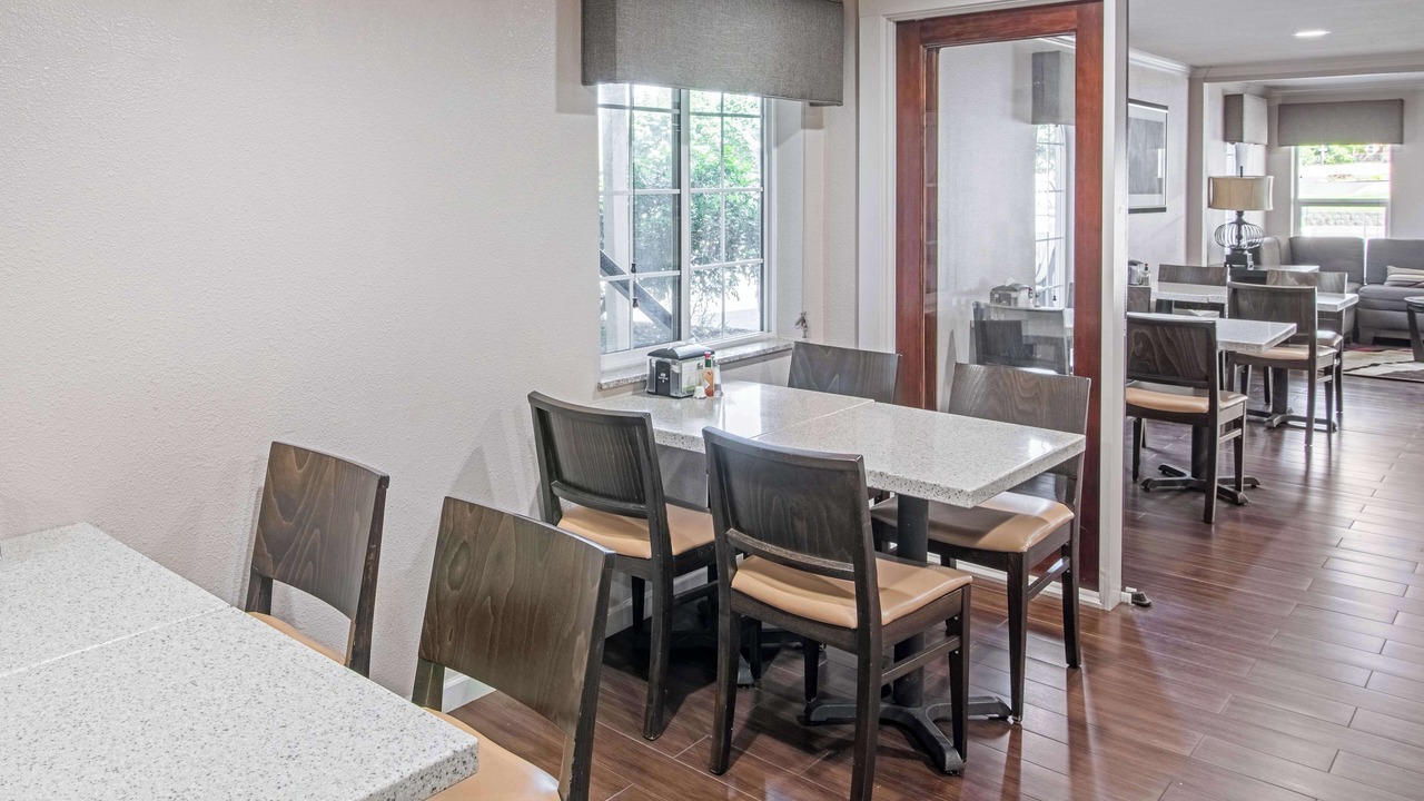 Photo of Others in Lakeview