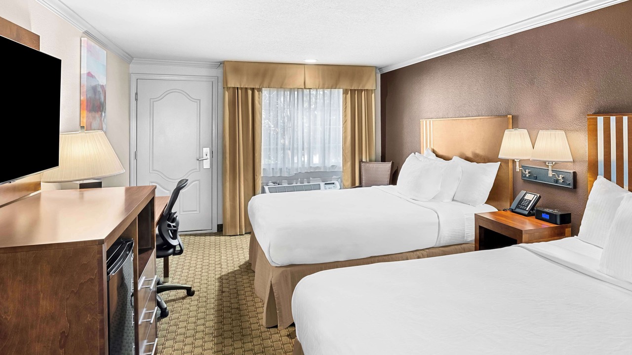 Photo of Bedroom in Lakeview