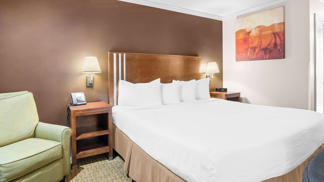 Photo of Bedroom in Lakeview