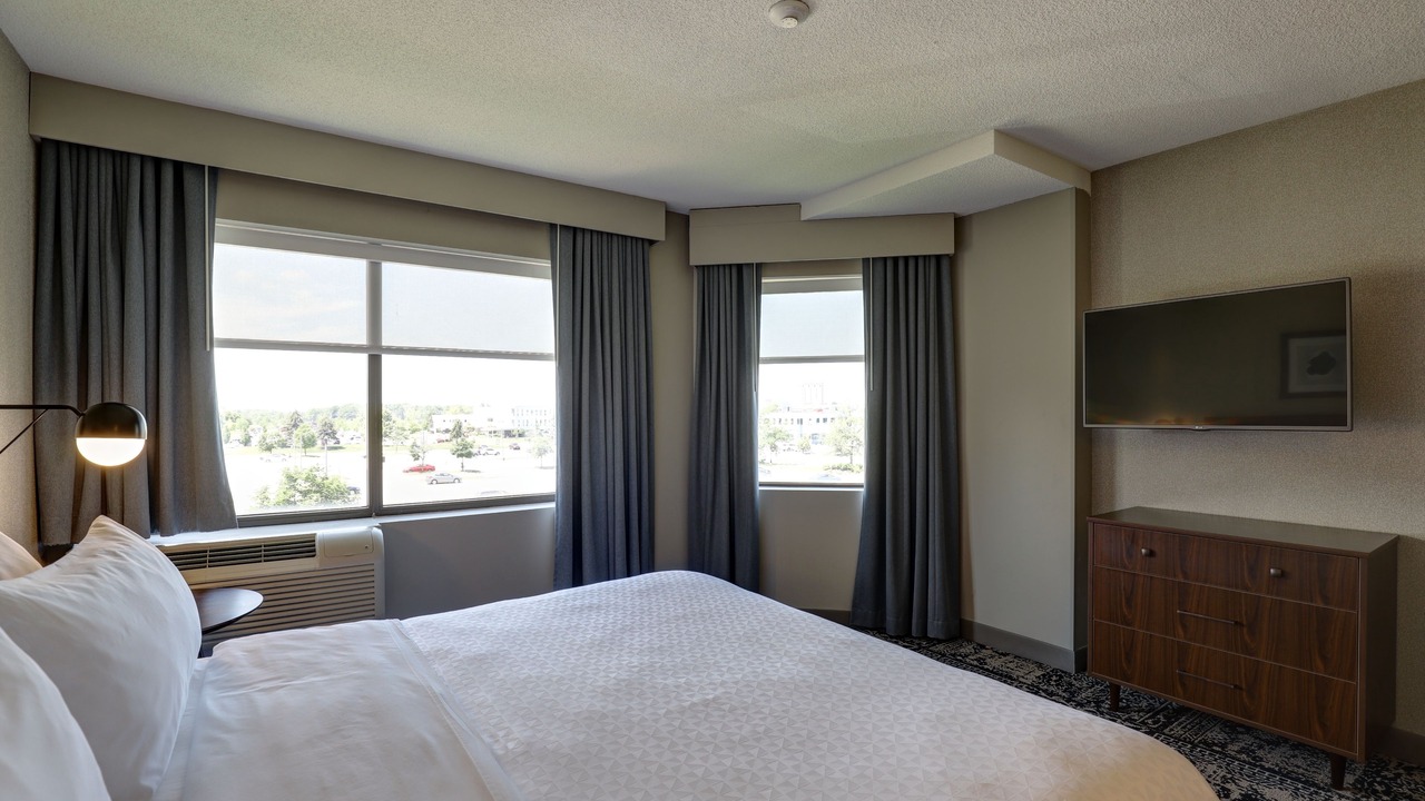 Photo of Bedroom in Thorold