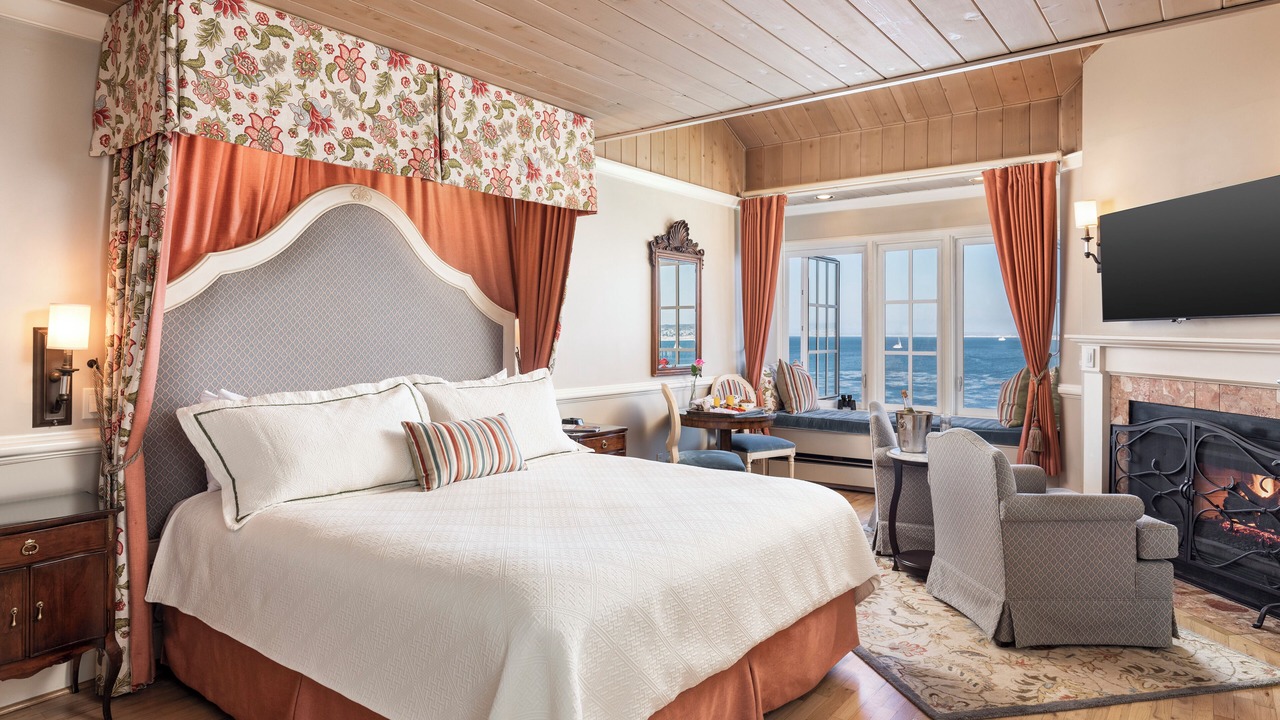 Photo of Bedroom in Monterey