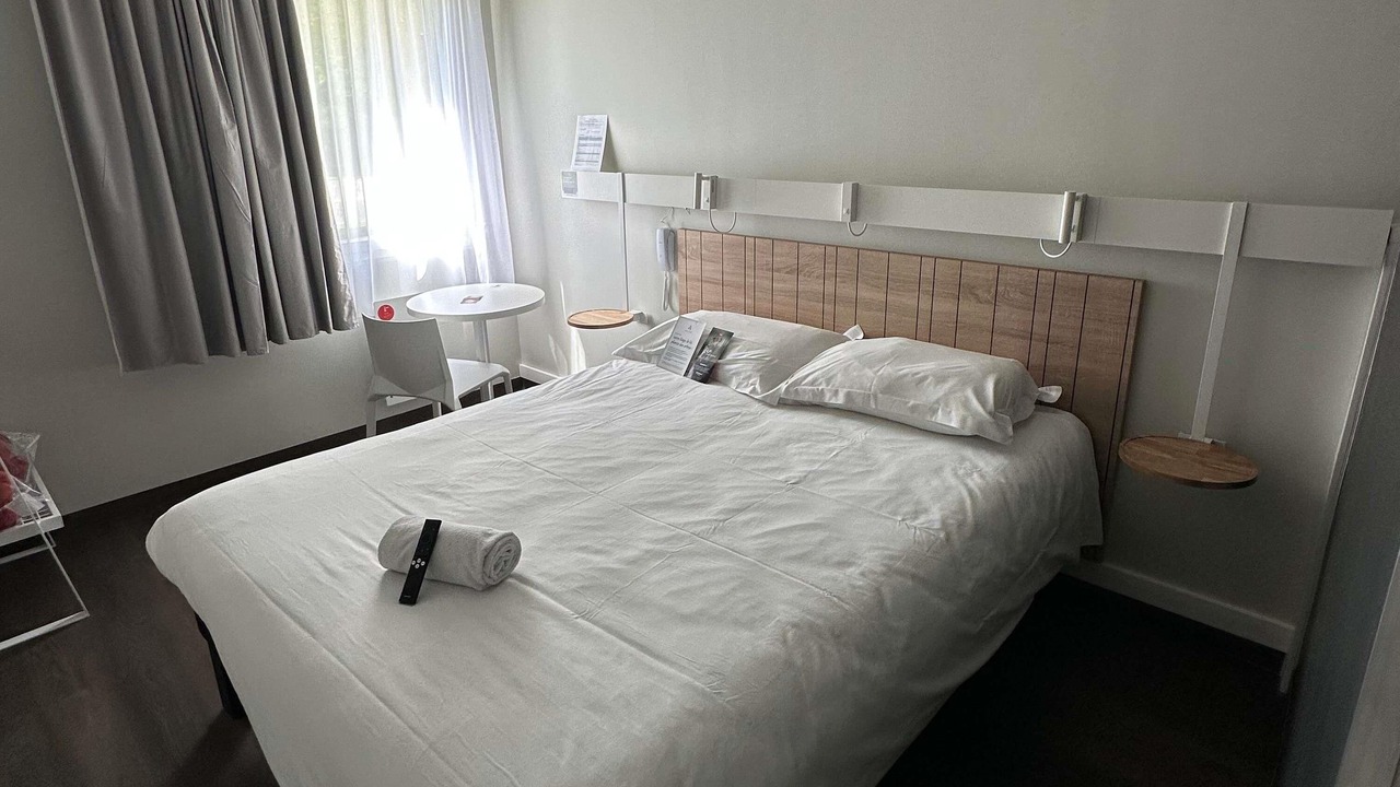 Photo of Bedroom in Abbeville