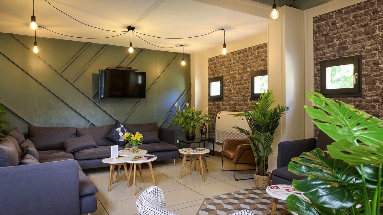 Photo of Others in Abbeville