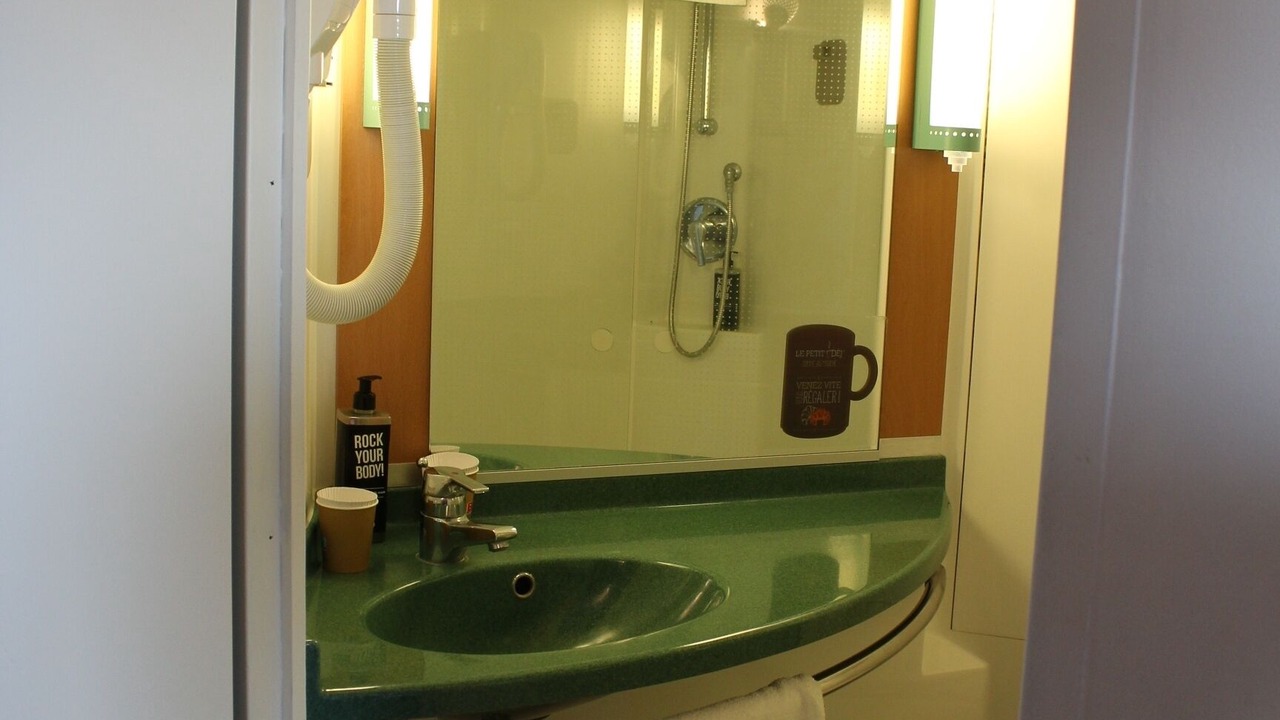 Photo of Bathroom in Abbeville