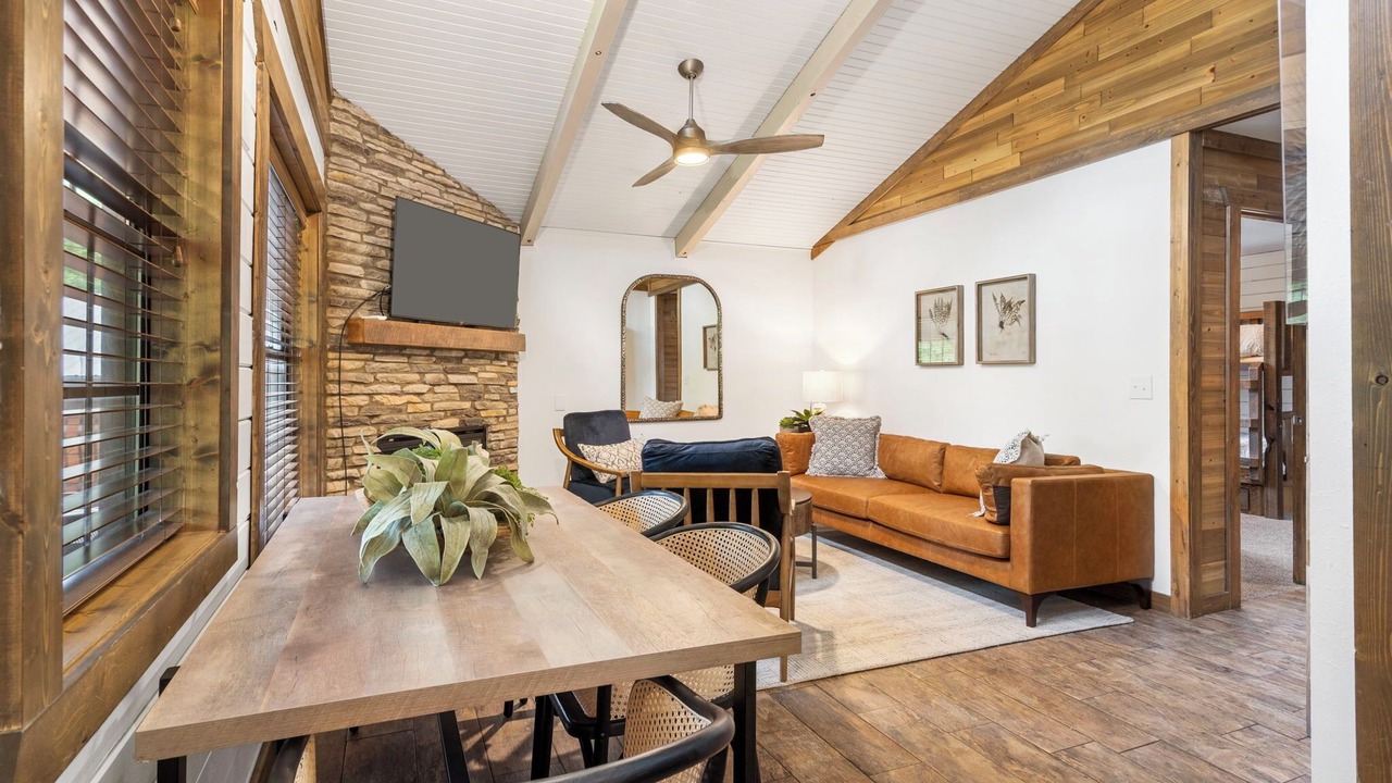 Photo of Livingroom in Indian Point