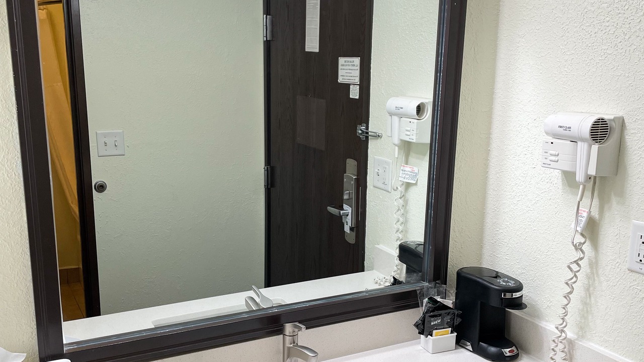 Photo of Bathroom in Hudson