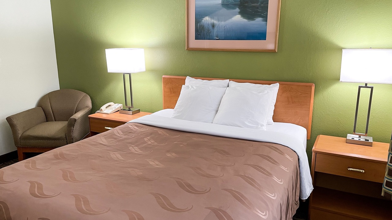 Photo of Bedroom in Hudson