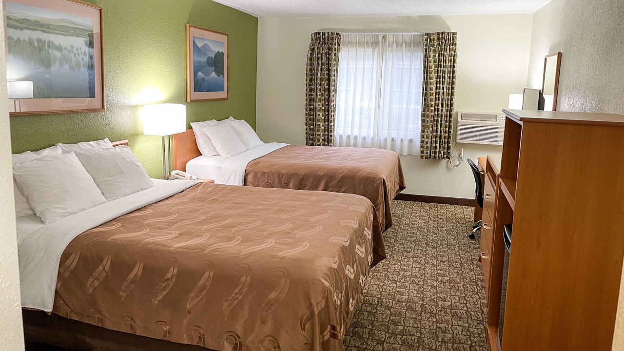 Photo of Bedroom in Hudson