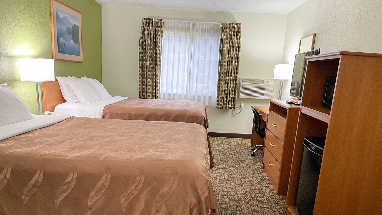 Photo of Bedroom in Hudson