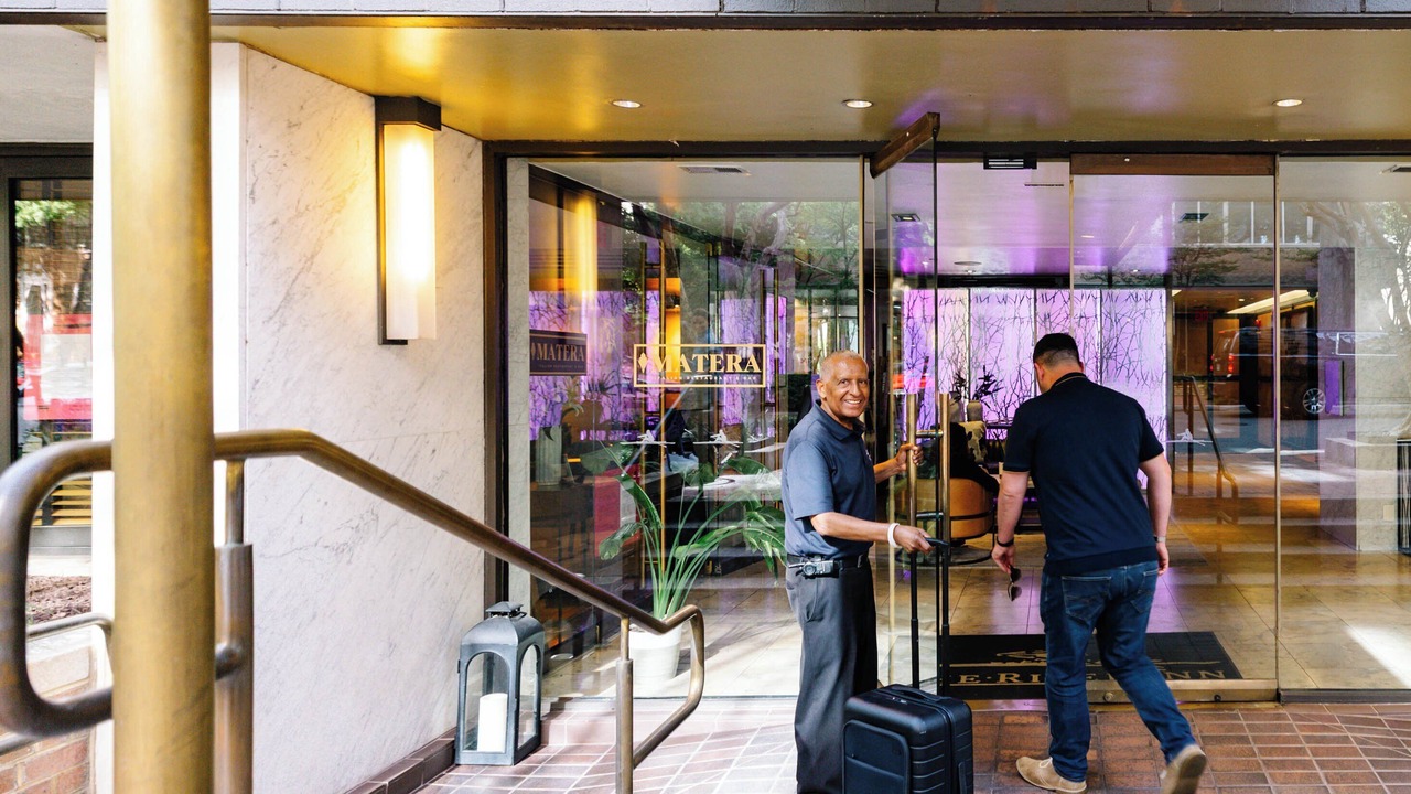 Photo of Outdoor in Foggy Bottom