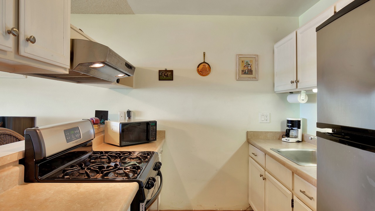 Photo of Kitchen in Kaunakakai