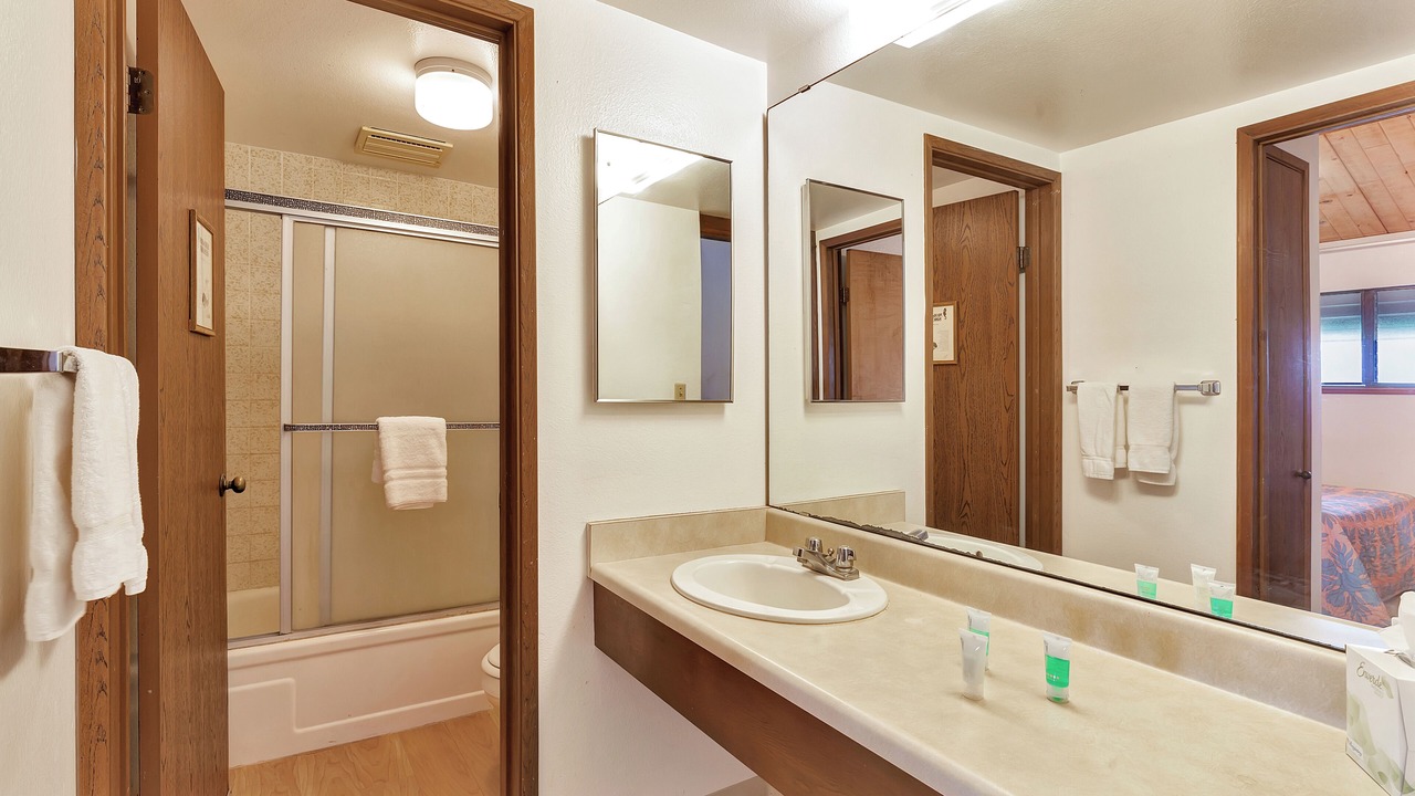 Photo of Bathroom in Kaunakakai