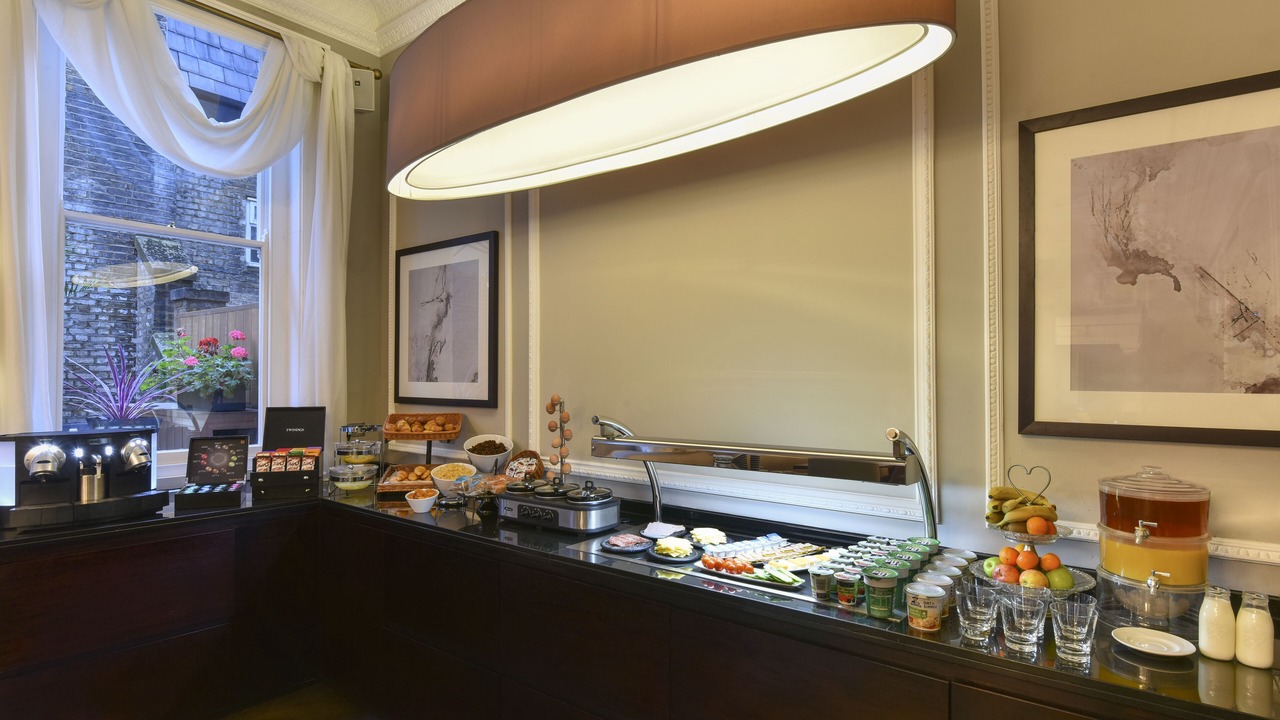 Photo of Others in South Kensington