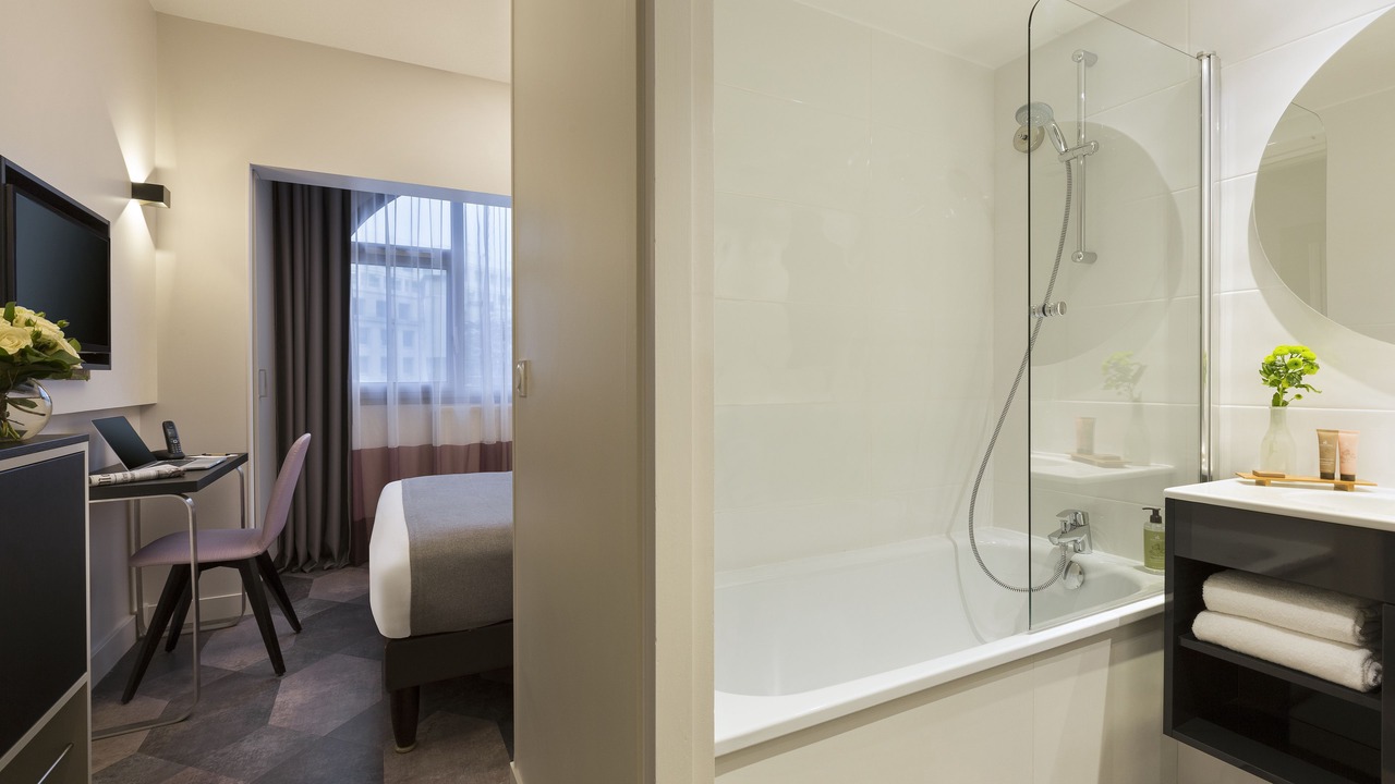 Photo of Bedroom in Porte-Dauphine