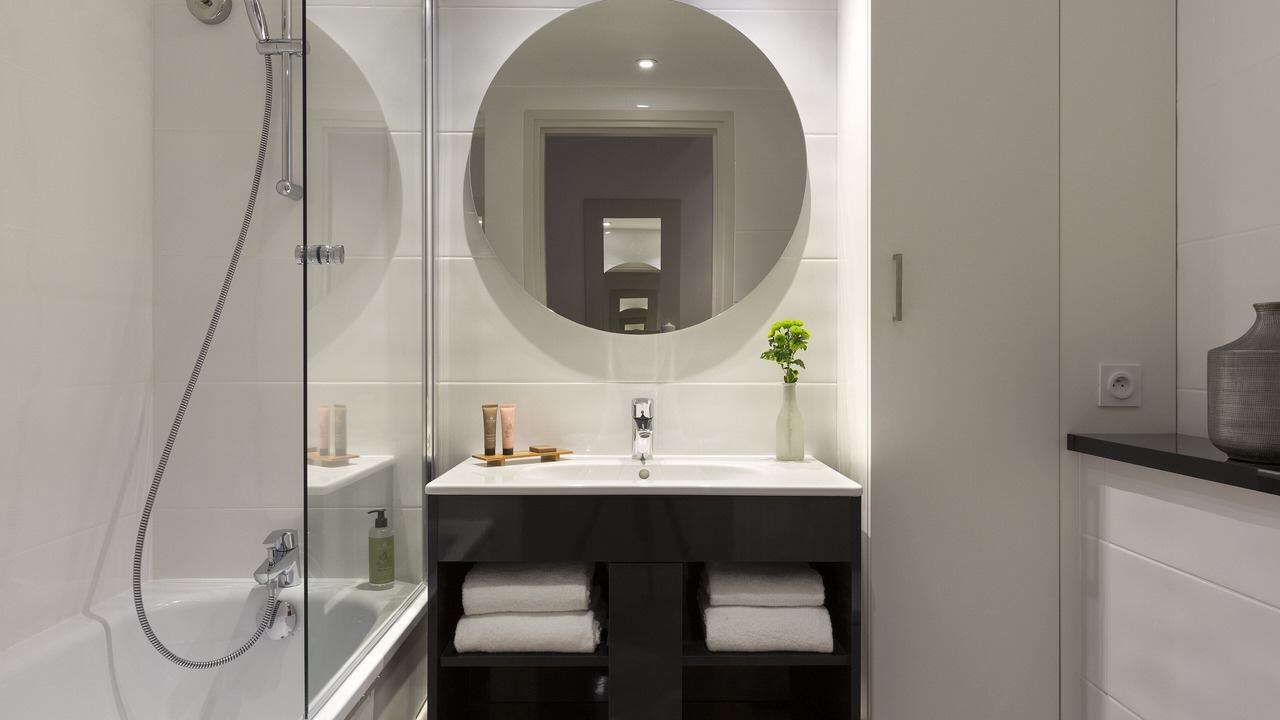 Photo of Bathroom in Porte-Dauphine