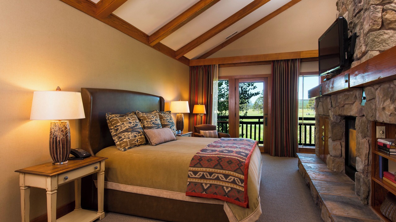 Photo of Bedroom in Sunriver