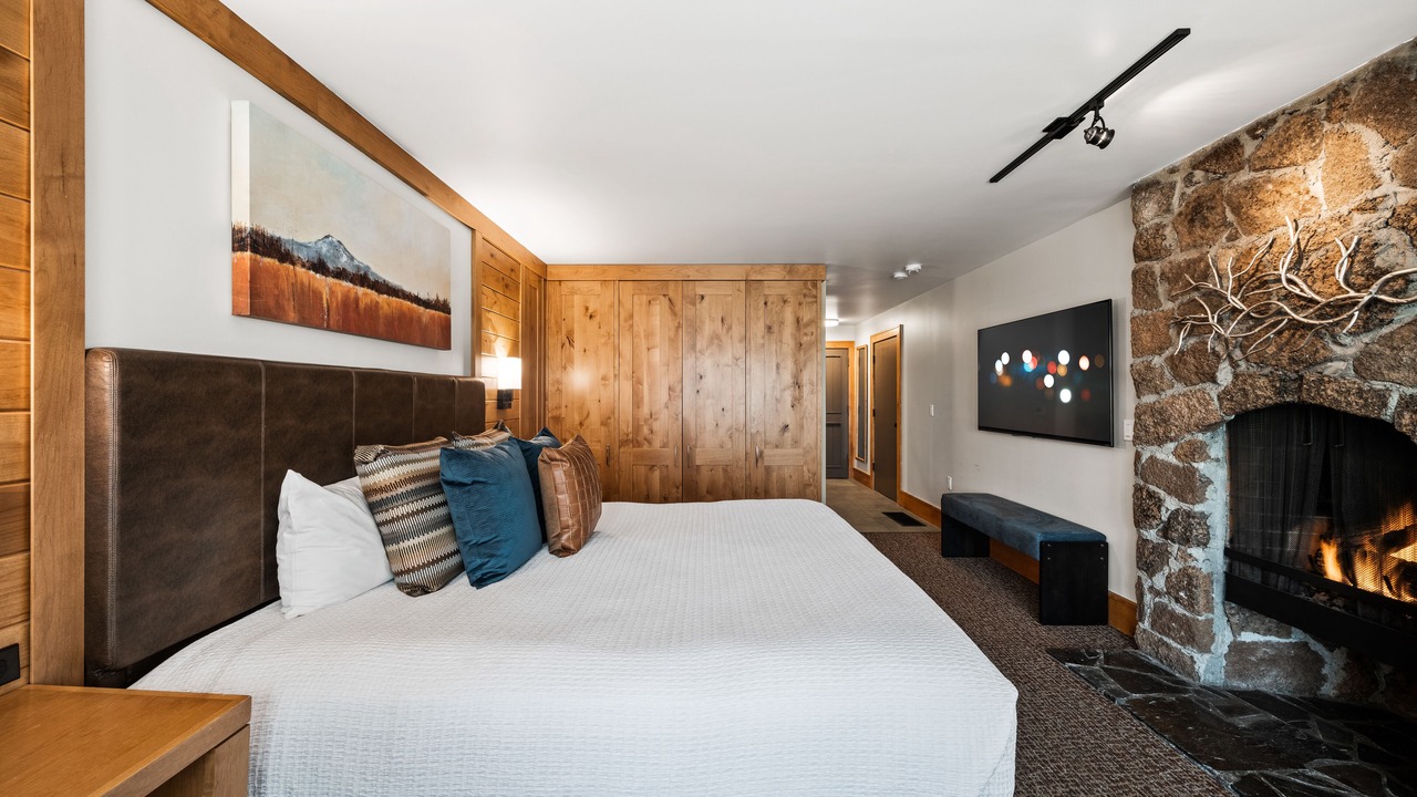 Photo of Bedroom in Sunriver