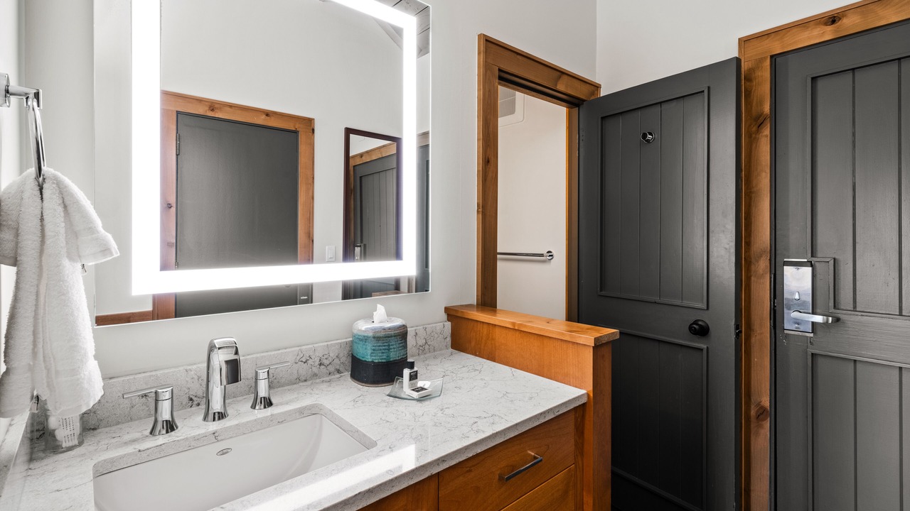 Photo of Bathroom in Sunriver