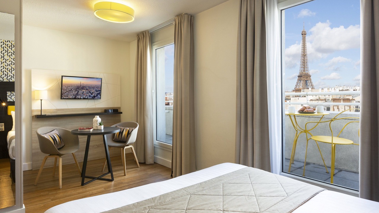Photo of Livingroom in Grenelle