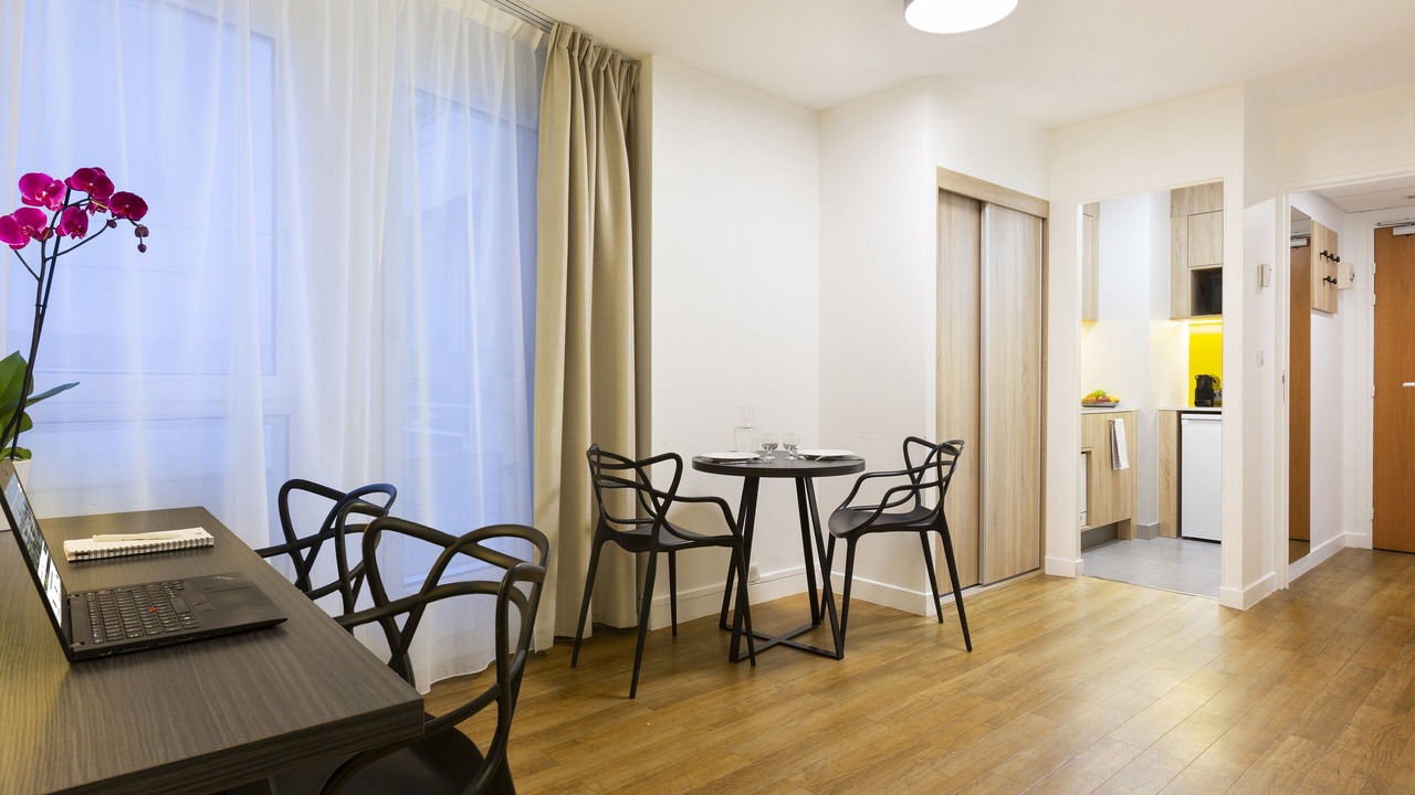 Photo of Livingroom in Grenelle