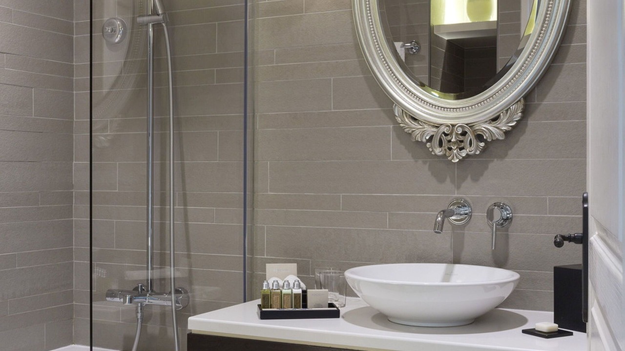 Photo of Bathroom in Palais-Royal