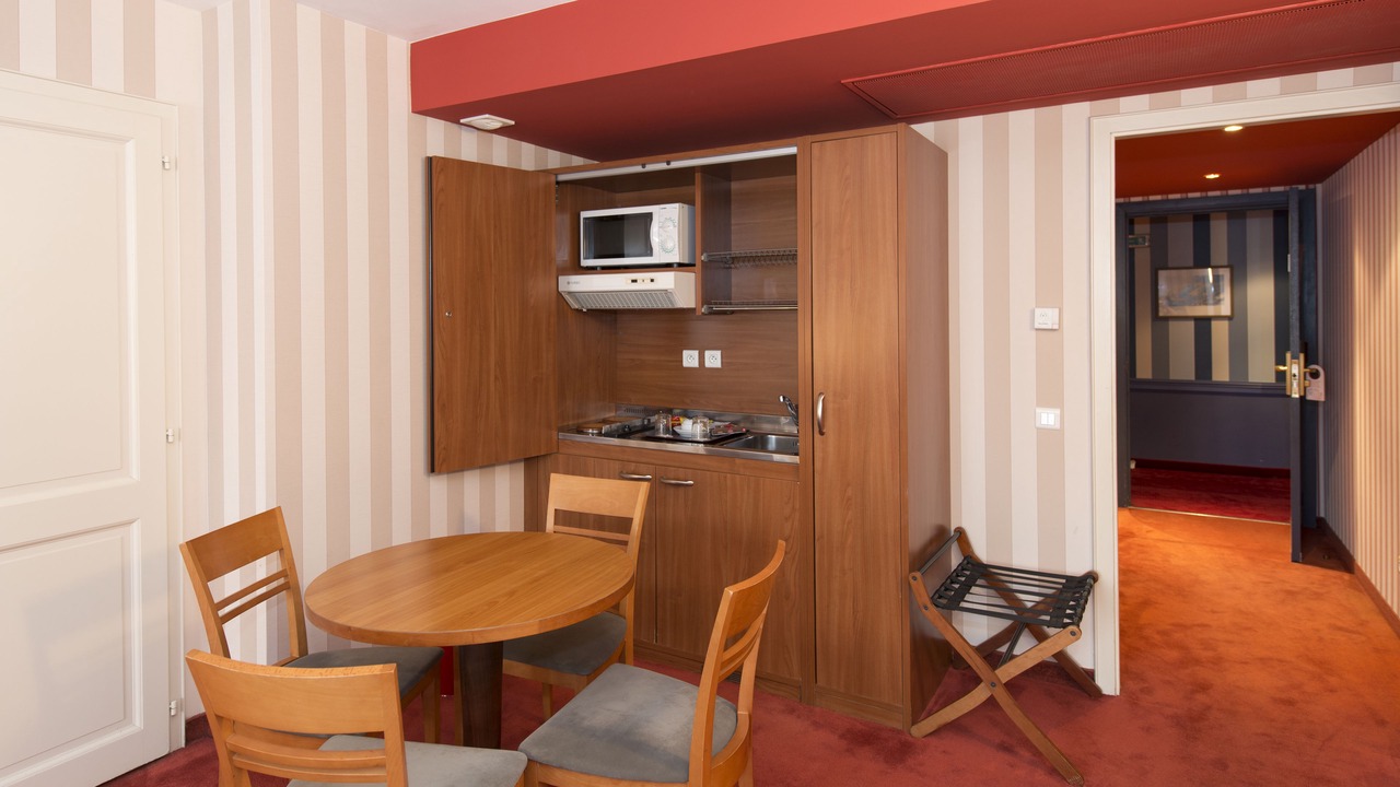 Photo of Kitchen in Orangerie