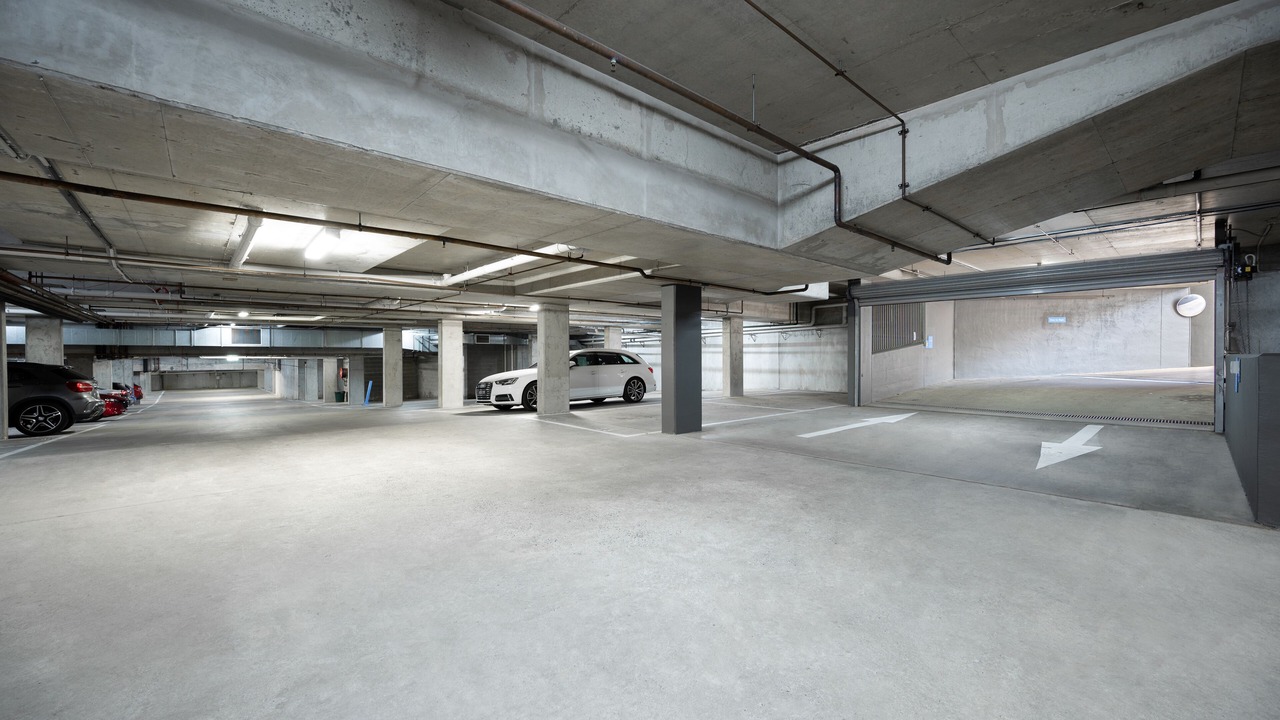 Photo of Others in Kew