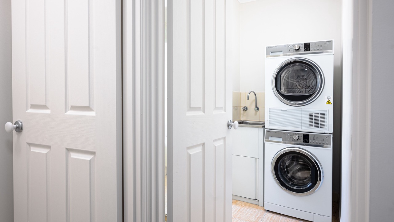 Photo of Others in Kew