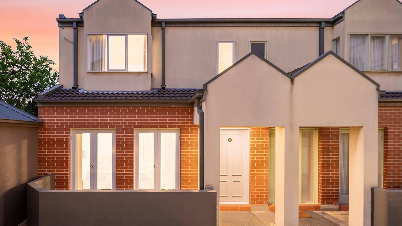 Photo of Bedroom in Kew