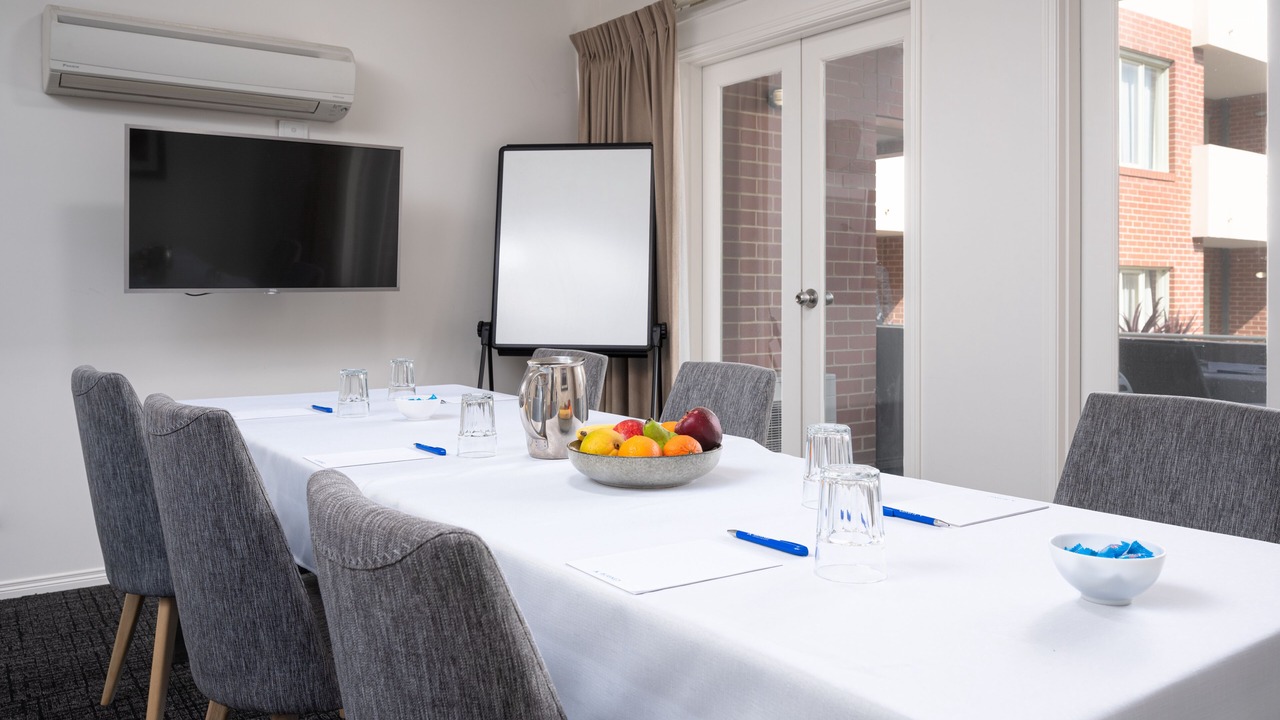 Photo of Others in Kew