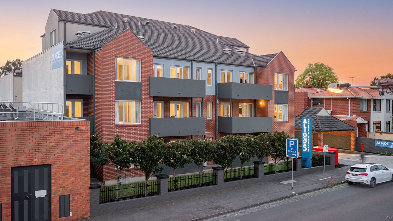 Photo of Outdoor in Kew