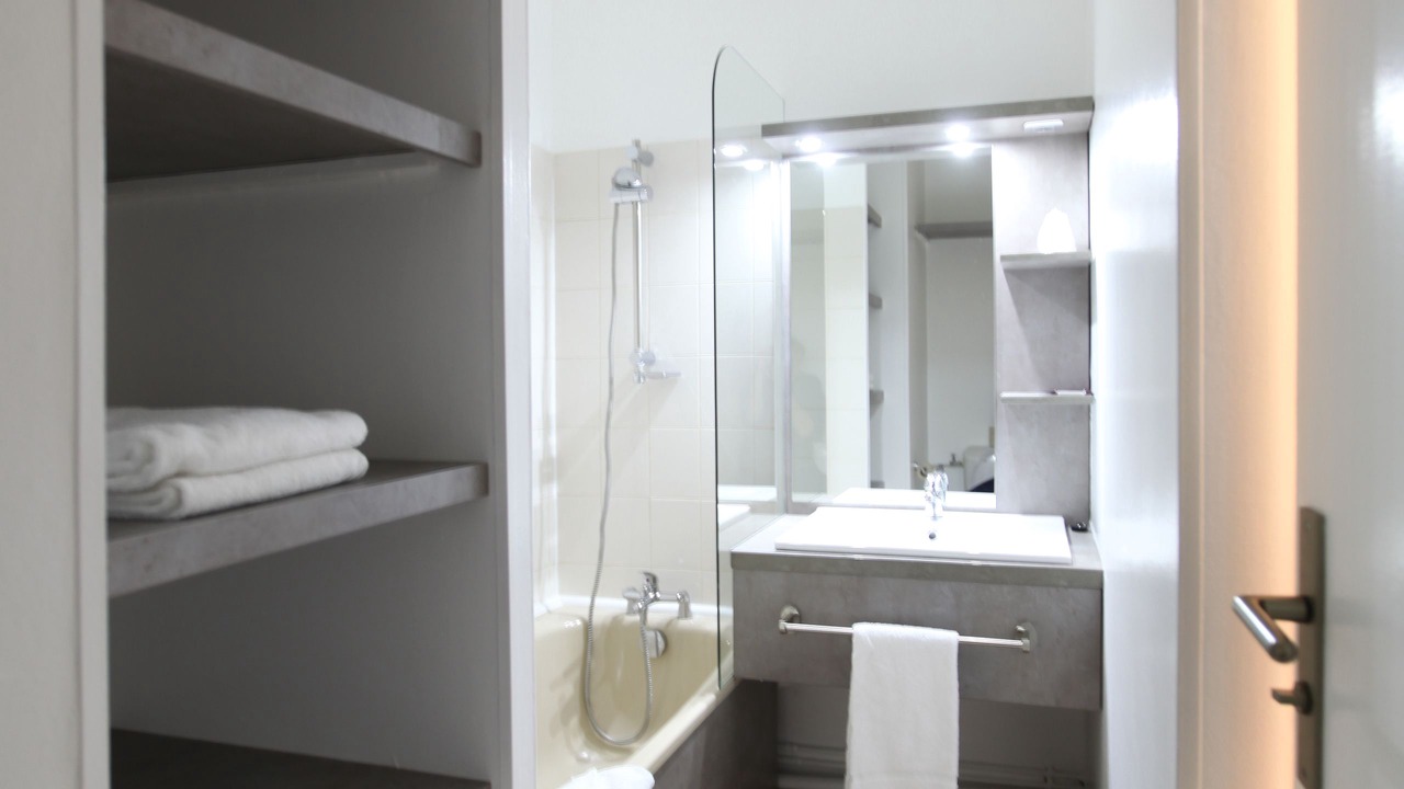 Photo of Bathroom in Gaillard