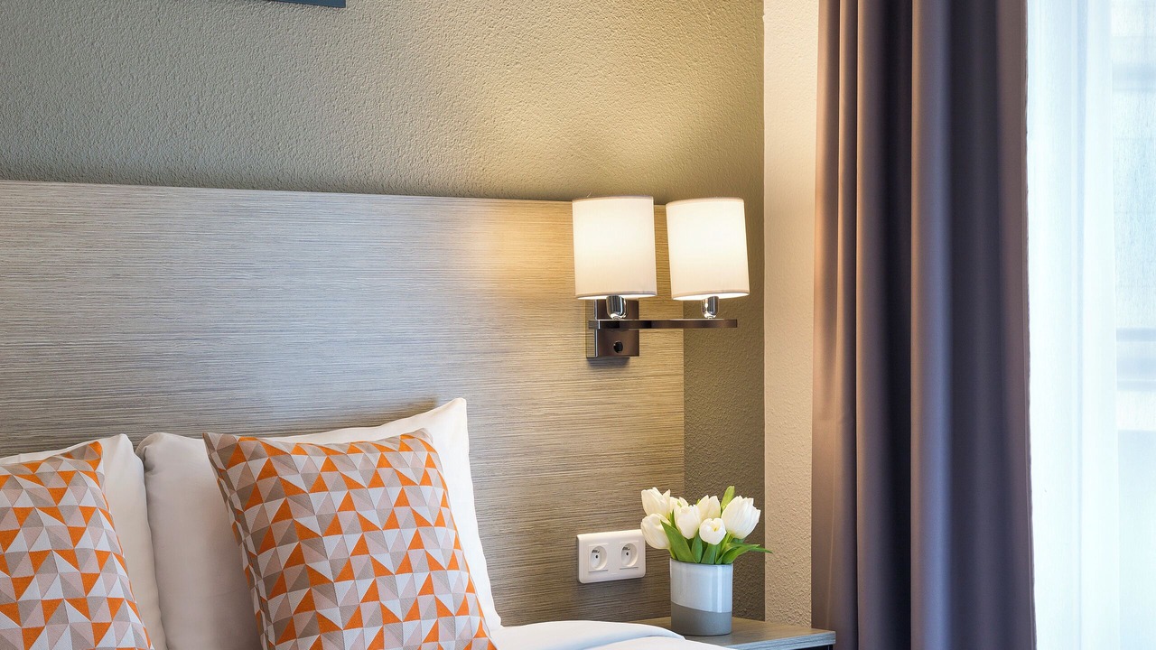 Photo of Bedroom in Antigone